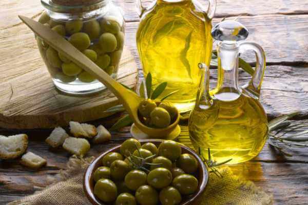 cuánto aceite de oliva al día se debe tomar